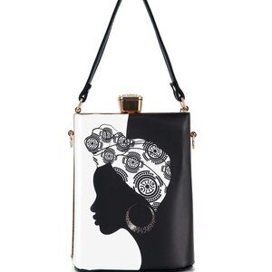 ALL EYES ON ME SEXY CROSSBODY